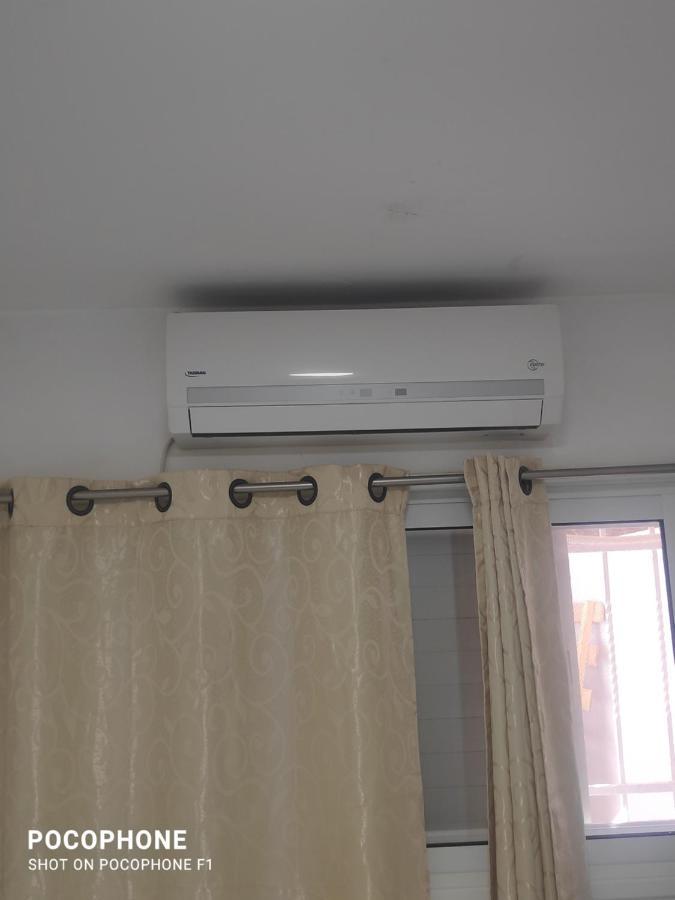 סוויטה של אלון Apartment Арад Екстериор снимка